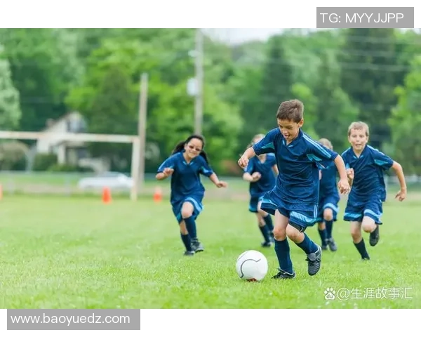贵阳足球小球星勇敢追梦在绿茵场上展现无限激情与青春风采 贵阳足球小球星勇敢追梦在绿茵场上展现无限激情与青春风采